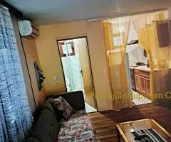 Izdaje se apartman-vikendica na Srebrnom jezeru